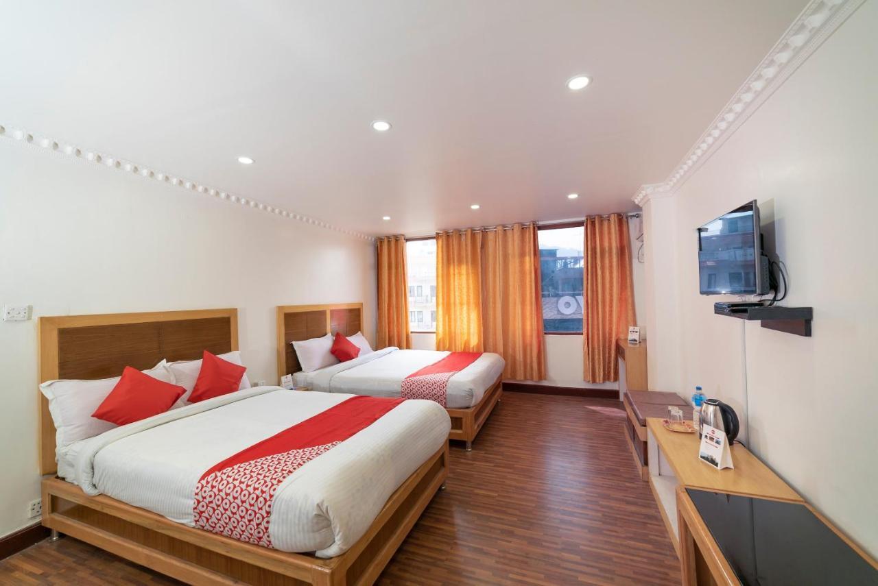 Oyo 318 Hotel Pancha Buddha Катманду Екстериор снимка