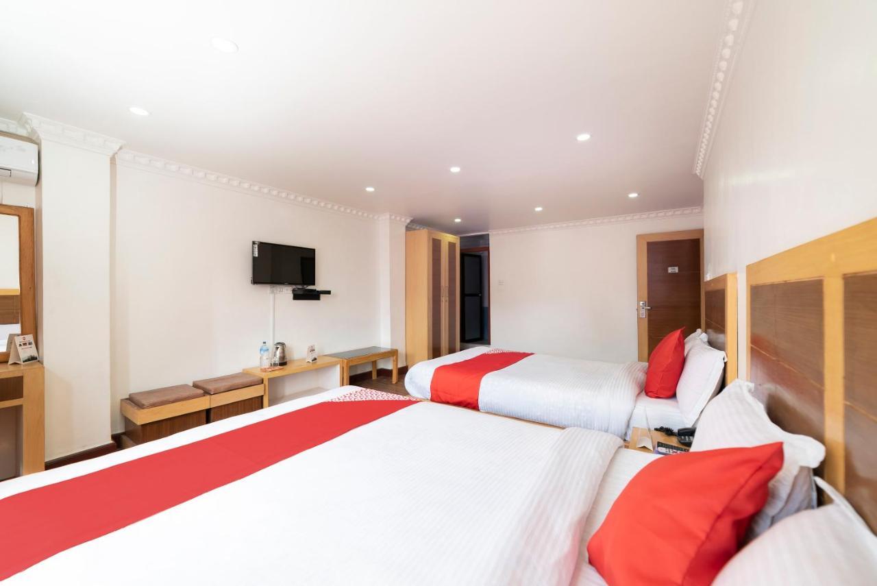 Oyo 318 Hotel Pancha Buddha Катманду Екстериор снимка