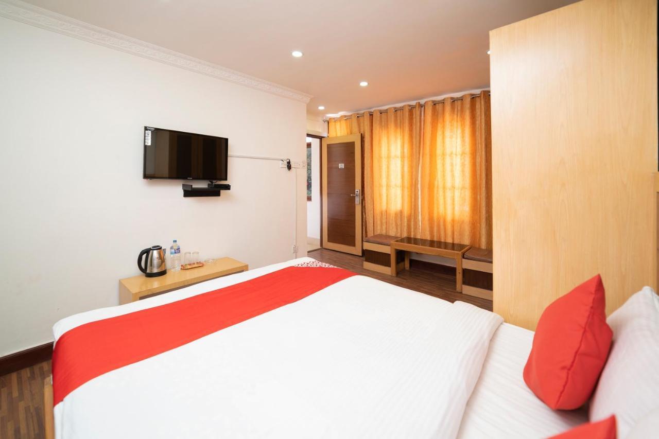 Oyo 318 Hotel Pancha Buddha Катманду Екстериор снимка